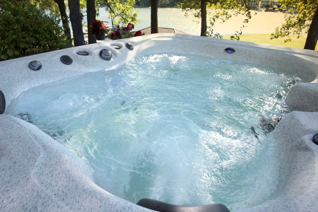 How to lower alkalinity in a hot tub without chemicals